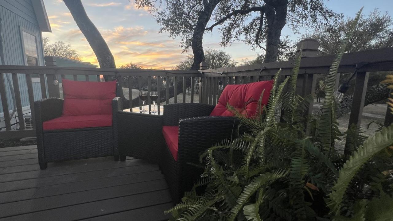 Hill Country Highland'S Bluebonnet Cottage Marble Falls Ngoại thất bức ảnh